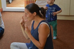 Rachel Xerri-Brooks leading Signs and Sounds